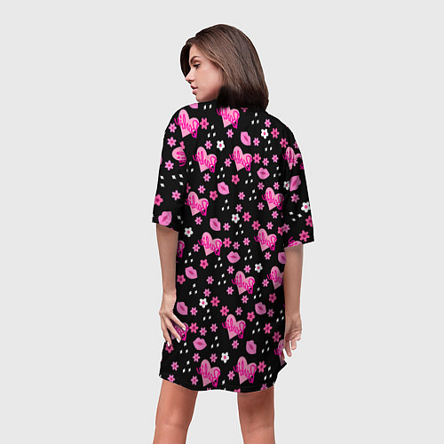 Женская длинная футболка Черный фон, барби и цветы / 3D-принт – фото 4