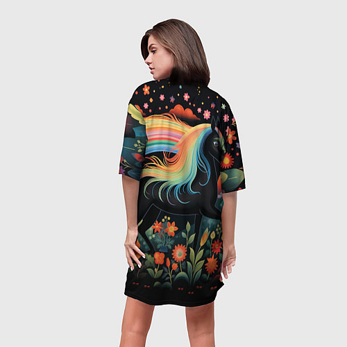 Женская длинная футболка Лошадка с радужной гривой в стиле фолк-арт / 3D-принт – фото 4