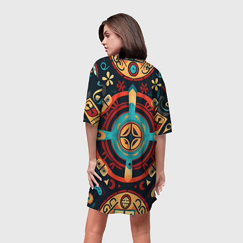Женская длинная футболка Симметричный орнамент в славянском стиле / 3D-принт – фото 4