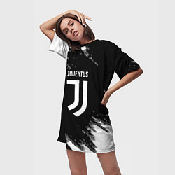 Футболка женская длинная Juventus спорт краски черно белый, цвет: 3D-принт — фото 2