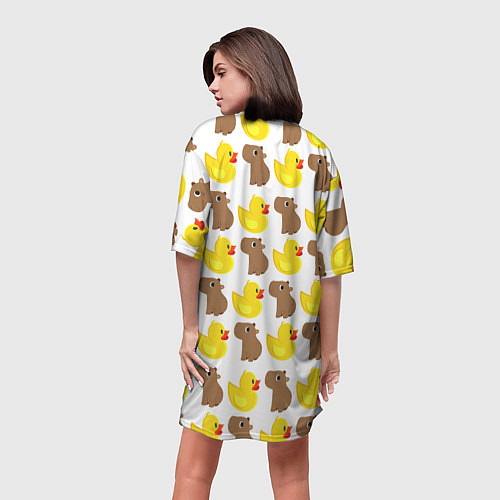 Женская длинная футболка Капибара с желтой уткой / 3D-принт – фото 4