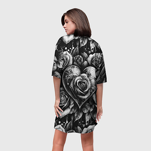 Женская длинная футболка Черно белое сердце и розы / 3D-принт – фото 4