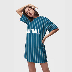 Футболка женская длинная Синий с белым полосатый узор с надписью футбол, цвет: 3D-принт — фото 2
