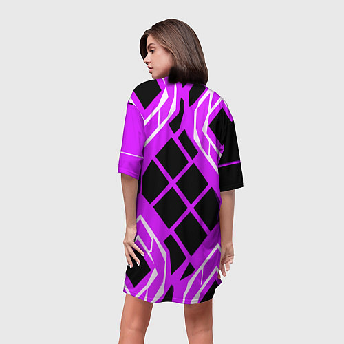 Женская длинная футболка Чёрные квадраты и белые полосы на фиолетовом фоне / 3D-принт – фото 4