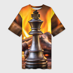Женская длинная футболка Шахматы - король на фоне огня