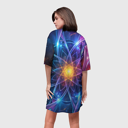 Женская длинная футболка Космический закрученный узор-лотос: энергия вселен / 3D-принт – фото 4