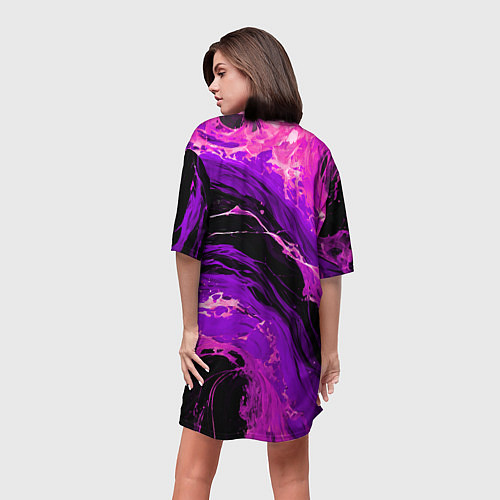 Женская длинная футболка Фиолетовые брызги на чёрном фоне / 3D-принт – фото 4