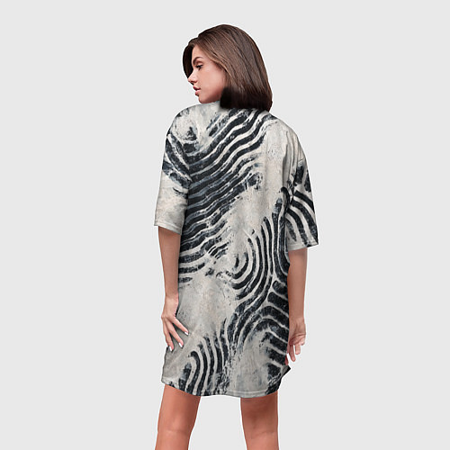 Женская длинная футболка Текстура гранж - абстрактные линии / 3D-принт – фото 4