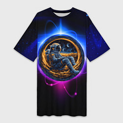 Женская длинная футболка Космонавт в луне