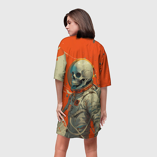 Женская длинная футболка Скелет космонавт и краска на фоне / 3D-принт – фото 4