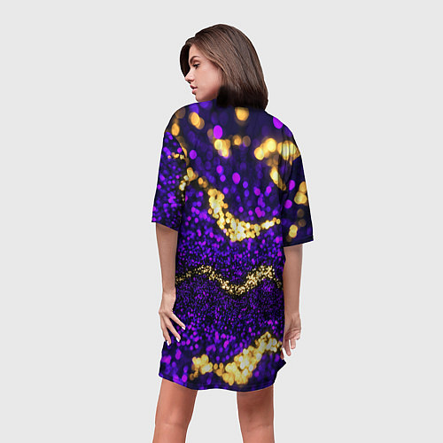 Женская длинная футболка Россия - фиолетовая текстура / 3D-принт – фото 4