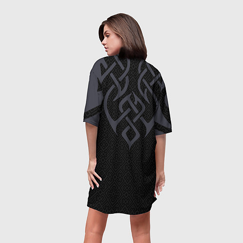 Женская длинная футболка Медведь воин в щите / 3D-принт – фото 4