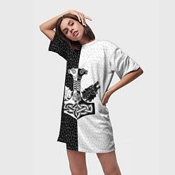 Футболка женская длинная Волки воины и знак молот тора в рунах, цвет: 3D-принт — фото 2