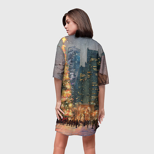 Женская длинная футболка Москва - сити и новогодняя елка / 3D-принт – фото 4