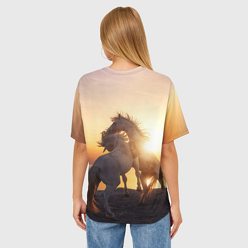 Женская футболка оверсайз Лошади на закате / 3D-принт – фото 4