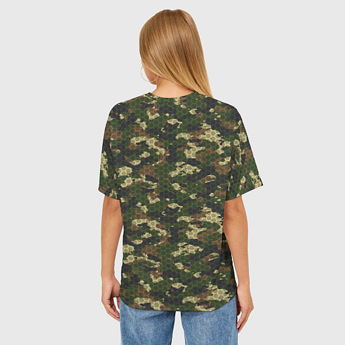 Женская футболка оверсайз Камуфляж лесной с высокотехнологичной гексагональн / 3D-принт – фото 4
