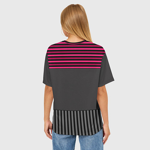 Женская футболка оверсайз Комбинированный серый с красным полосатый узор / 3D-принт – фото 4