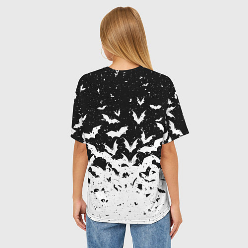 Женская футболка оверсайз Black and white bat pattern / 3D-принт – фото 4