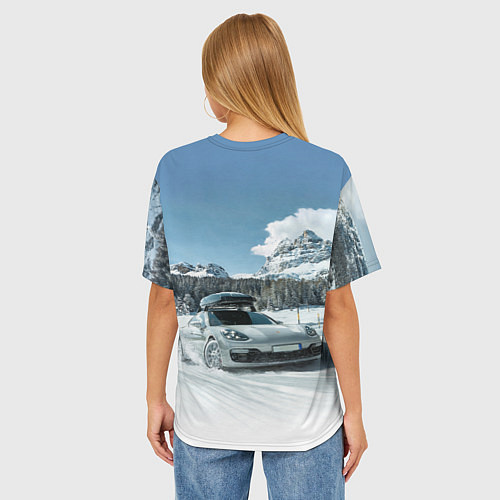Женская футболка оверсайз Porsche on a mountain winter road / 3D-принт – фото 4