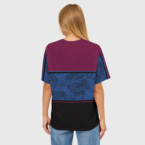 Женская футболка оверсайз Бордовый, синий мраморный и черный полосы / 3D-принт – фото 4