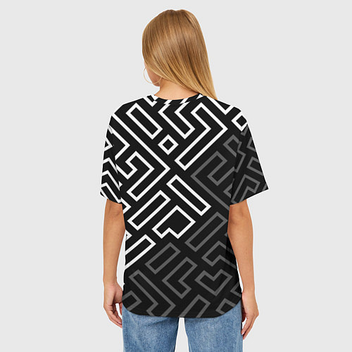 Женская футболка оверсайз Черно белый лабиринт / 3D-принт – фото 4