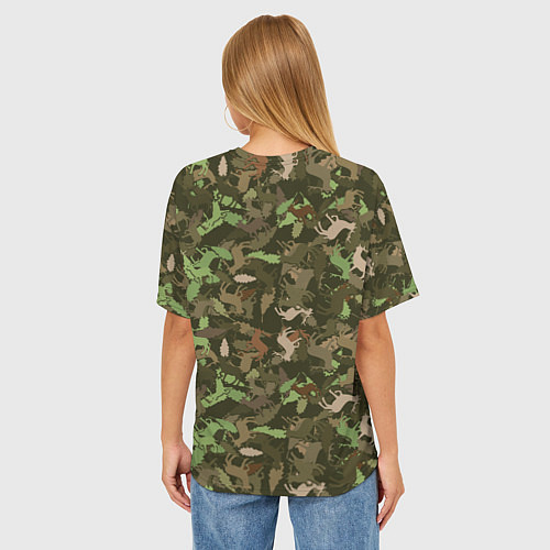 Женская футболка оверсайз Олени и дубовые листья - камуфляж / 3D-принт – фото 4