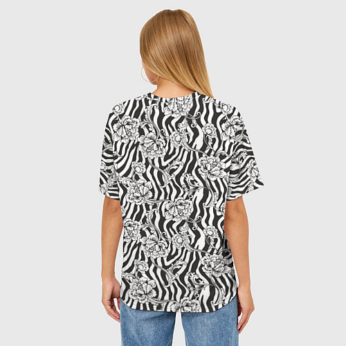 Женская футболка оверсайз Декоративные цветы на фоне зебры / 3D-принт – фото 4
