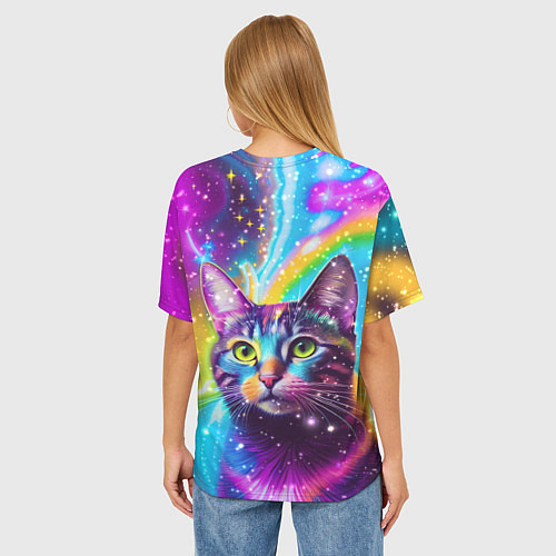 Женская футболка оверсайз Полосатый кот с разноцветной звездной туманностью / 3D-принт – фото 4
