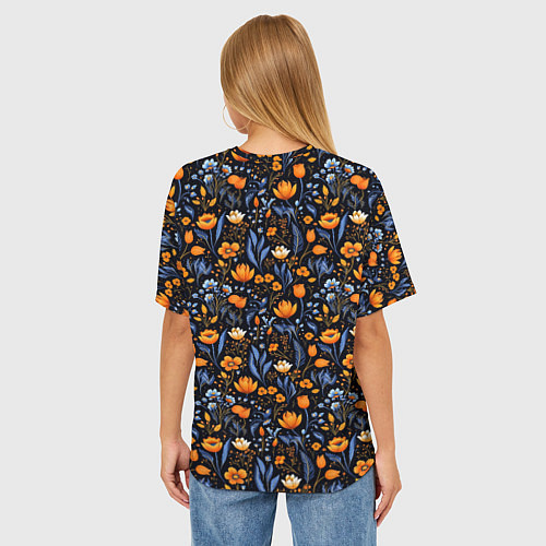 Женская футболка оверсайз Цветы на темном фоне узор / 3D-принт – фото 4