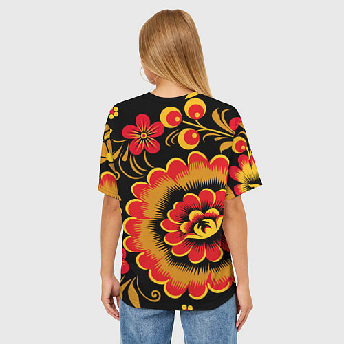 Женская футболка оверсайз Хохломская роспись красно-жёлтые цветы на чёрном ф / 3D-принт – фото 4