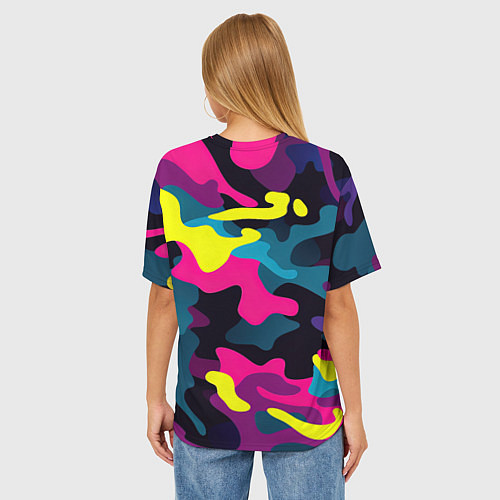 Женская футболка оверсайз Кислотная яркая абстракция в камуфляжном стиле / 3D-принт – фото 4