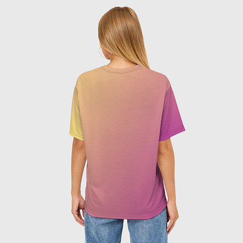 Женская футболка оверсайз Градиент желтый малиновый по диагонали / 3D-принт – фото 4