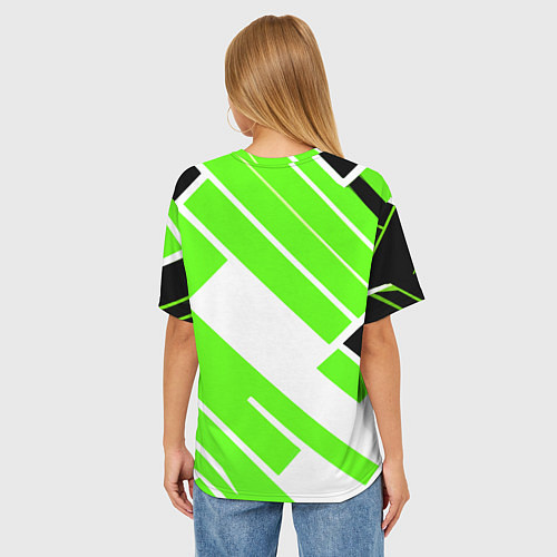 Женская футболка оверсайз Зелёные широкие линии на белом фоне / 3D-принт – фото 4