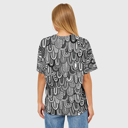 Женская футболка оверсайз Абстрактные перья черно - белые / 3D-принт – фото 4