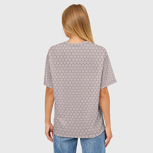 Женская футболка оверсайз Узор - сетка соты / 3D-принт – фото 4