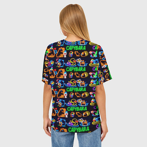 Женская футболка оверсайз Счастливая неоновая капибара / 3D-принт – фото 4