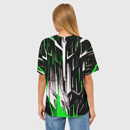 Женская футболка оверсайз Зелёно-белые вертикальные полосы на чёрном фоне / 3D-принт – фото 4
