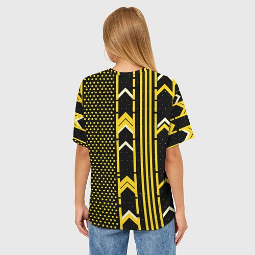 Женская футболка оверсайз Жёлтые обои на чёрном фоне / 3D-принт – фото 4