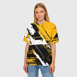 Футболка оверсайз женская Diagonal black and white stripes on a yellow backg, цвет: 3D-принт — фото 2