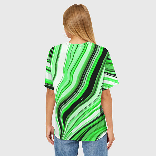 Женская футболка оверсайз Волнистые вертикальные чёрно-зелёные полосы / 3D-принт – фото 4