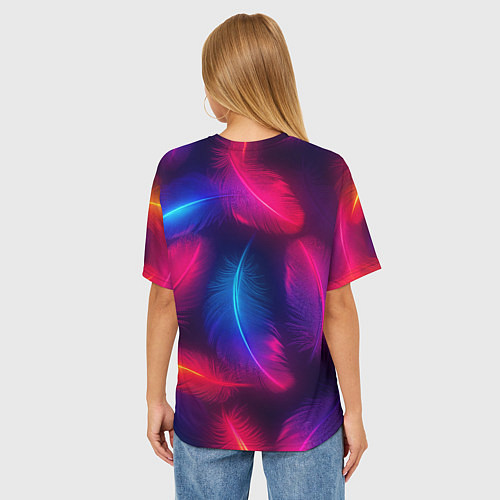 Женская футболка оверсайз Вспыхивающие перья - неоновое свечение / 3D-принт – фото 4