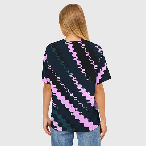 Женская футболка оверсайз Тёмно-синий с розовым искажённые полосы / 3D-принт – фото 4