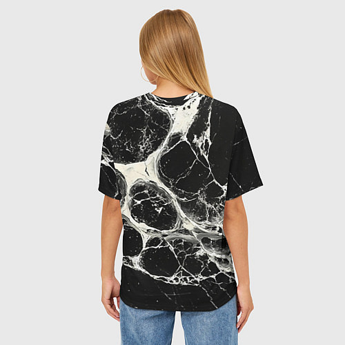 Женская футболка оверсайз Бело-черная потертая текстура / 3D-принт – фото 4
