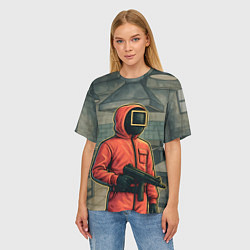 Футболка оверсайз женская Игра в кальмара страж с пулеметом, цвет: 3D-принт — фото 2