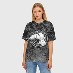 Футболка оверсайз женская Ворон в круге рун и компас вегвизир, цвет: 3D-принт — фото 2