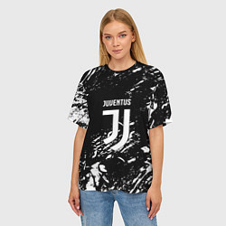 Футболка оверсайз женская Juventus белые штрихи красок, цвет: 3D-принт — фото 2
