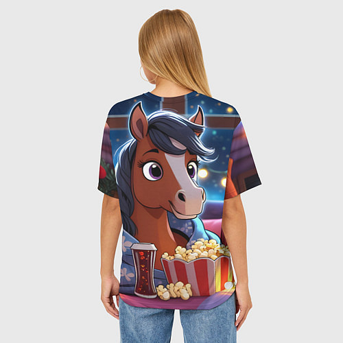 Женская футболка оверсайз Новогодняя лошадка с попкорном / 3D-принт – фото 4