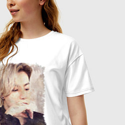 Футболка оверсайз женская Задумчивый Чонгук, цвет: белый — фото 2