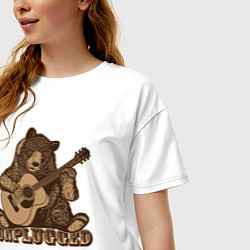 Футболка оверсайз женская Медведь играет на гитаре, цвет: белый — фото 2