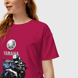 Футболка оверсайз женская YAMAHA - legendary racing team!, цвет: маджента — фото 2